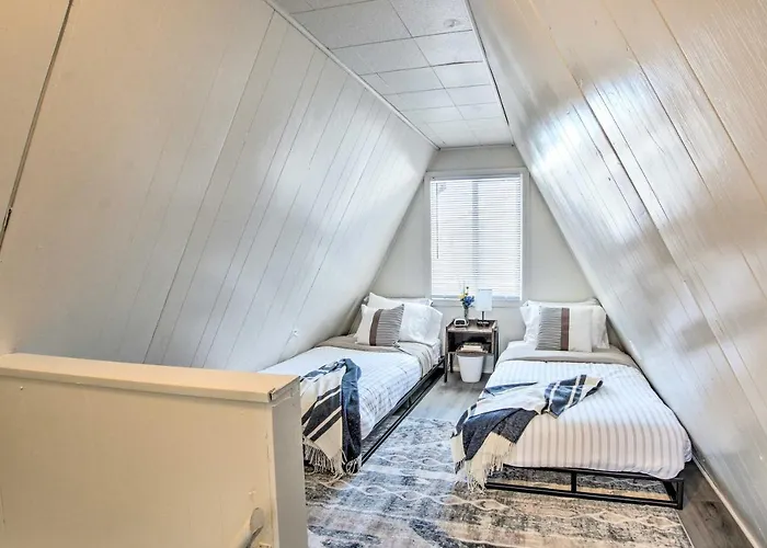 Charming A-frame Dog Friendly! Holiday home
