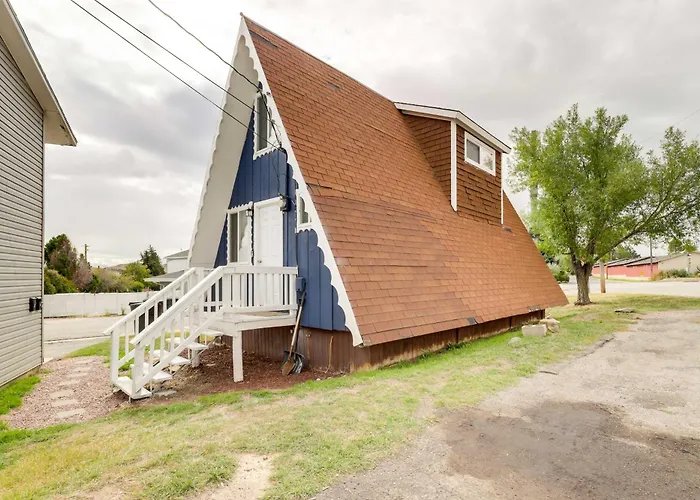 Holiday home Charming A-frame Dog Friendly! Evanston